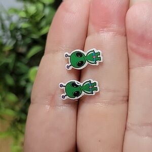 🔥LAST PAIR🔥 Alien Stud Earrings, unisex